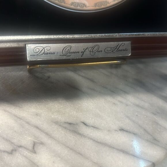 The peoples princess Diana plate box framed - Picture 3 of 7
